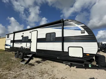 2022 Heartland Prowler Travel trailer rental in Clute, TX
