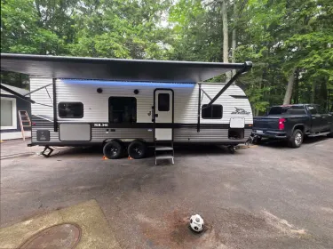 2024 Jayco Jay Flight SLX Travel trailer rental in Traverse City, MI