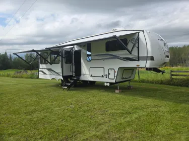 2025 Forest River Sabre Fifth-wheel rental in Alberta Beach, AB
