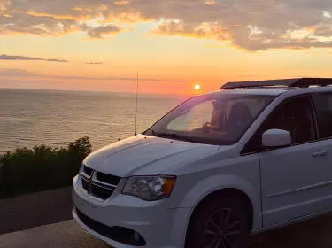 2017 Dodge Grand Caravan Camper van rental in Outremont, QC