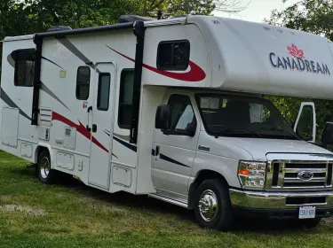 2018 Forest River SUNSEEKER 2650S CDW Class C rental in Brampton, ON