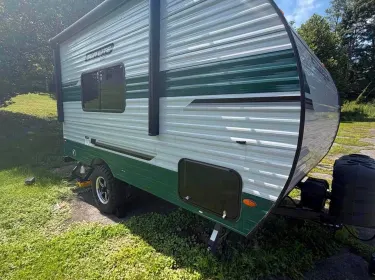2025 Sunset Park RV Sun Lite Travel trailer rental in Summersville, WV