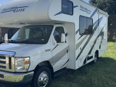 2023 Thor Freedom Elite Class C rental in Rhome, TX