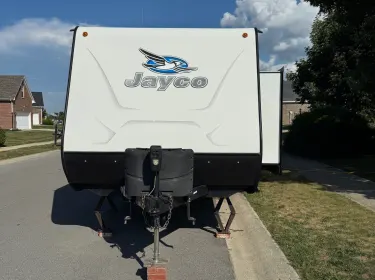 2018 Jayco Jay Feather Travel trailer rental in McCordsville, IN