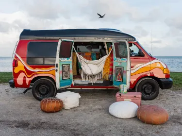 2000 Dodge Ram 1500 Camper van rental in St. Petersburg, FL