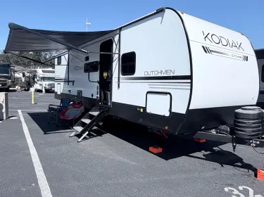2026 Dutchmen Kodiak Travel trailer rental in Modesto, CA