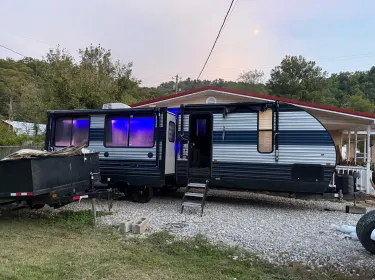 2023 Forest River Cherokee Travel trailer rental in Tutor Key, KY