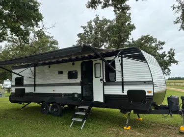 2022 Keystone RV Hideout Travel trailer rental in Farley, IA