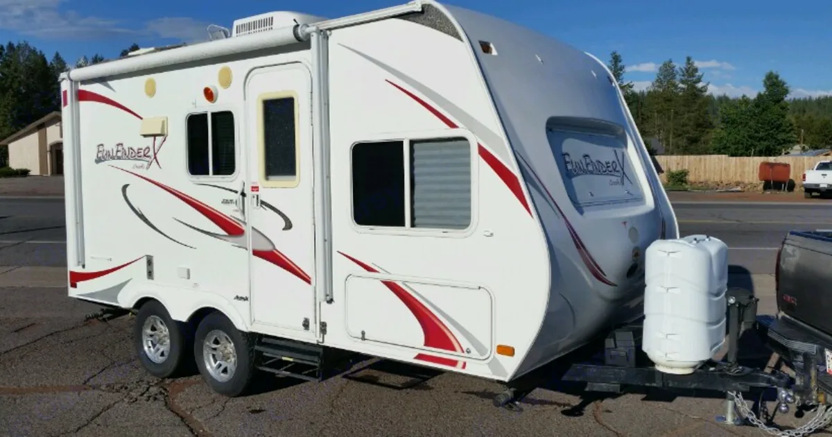 2010 Cruiser Rv Corp Fun Finder Xtra Travel trailer in Bend, OR | Outdoorsy