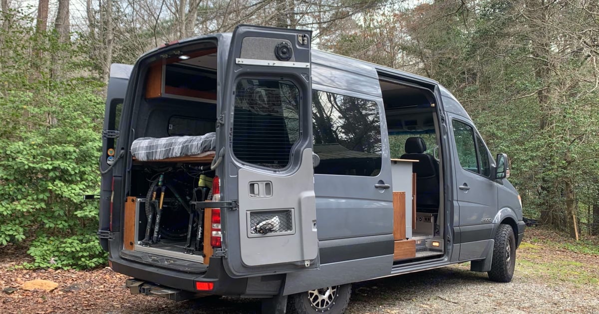 2008 Mercedes-Benz Sprinter Camper van in Ridgway, CO | Outdoorsy
