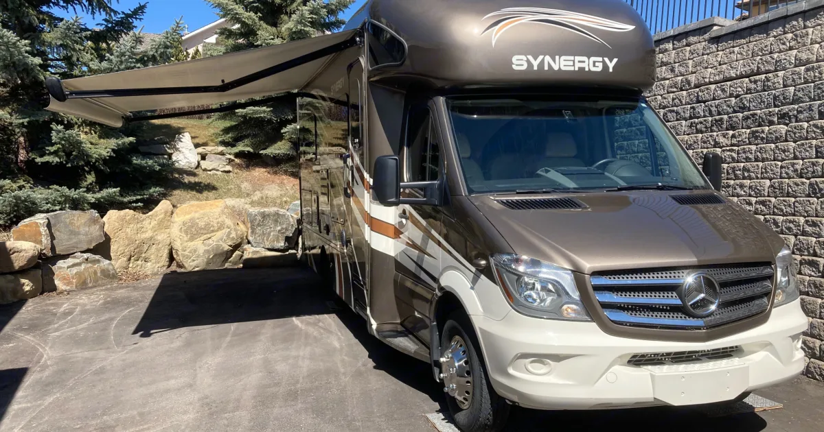 Synergy Rv 2018 Thor Motor Coach Synergy Class C in Calgary, AB | Outdoorsy