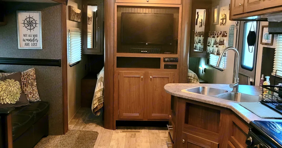 2019 Heartland RVs Pioneer Travel trailer Rental in Slidell, LA Outdoorsy
