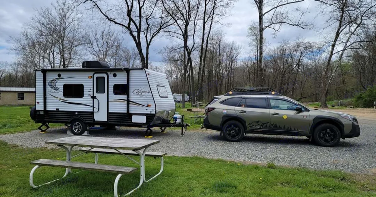2017 Coachmen 17FQ Travel trailer Rental in Martinsburg, WV Outdoorsy
