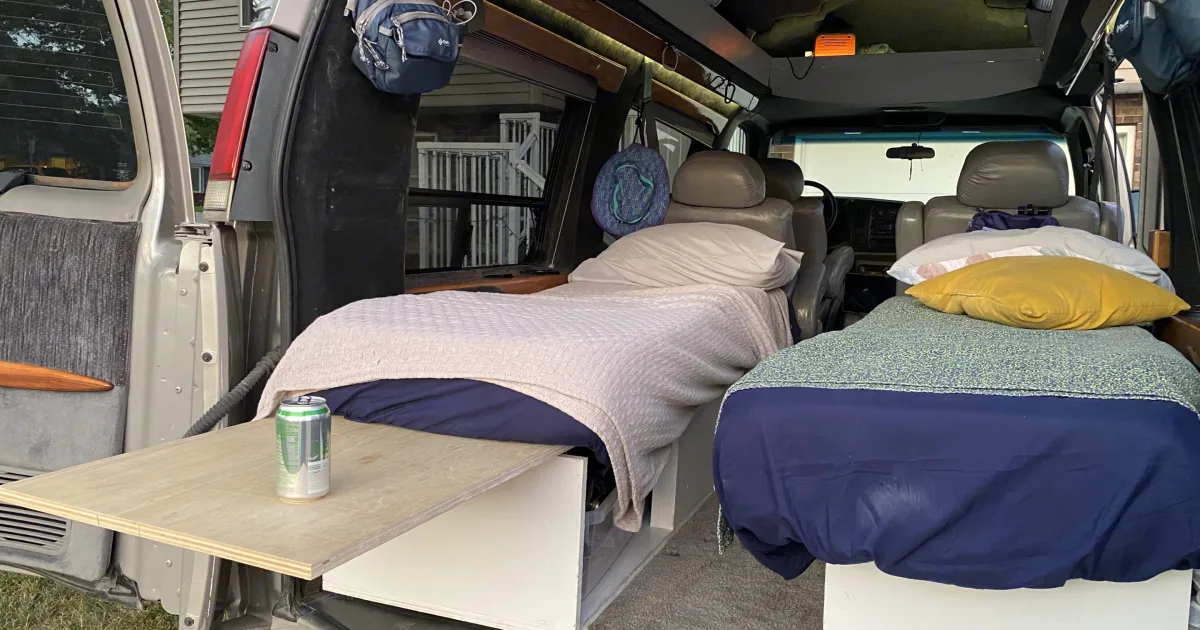 2000 Chevrolet High Top Chevy Express Camper van in Pella, IA | Outdoorsy
