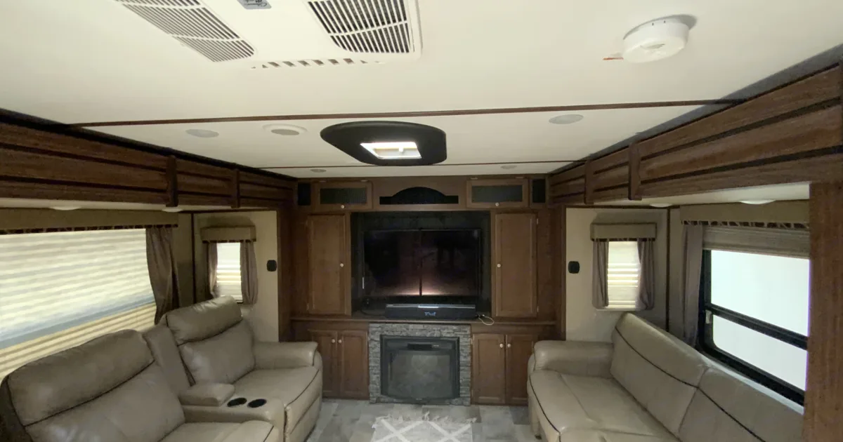 2018 Keystone RV Sprinter Limited Travel trailer in San Jose, CA ...