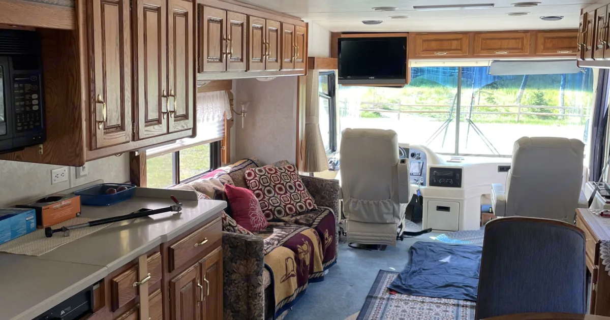 1998 Holiday Rambler Endeavor Class A in Sterling, AK | Outdoorsy