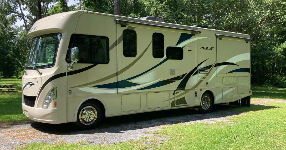 2017 Thor A.C.E. Class A in Charleston, SC | Outdoorsy