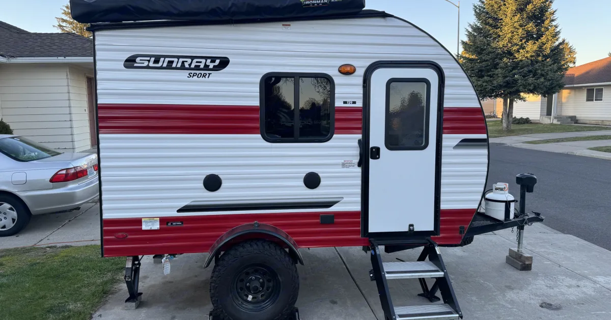 Photos 2022 Sunset Park RV SunRay Travel trailer Rental in Spokane