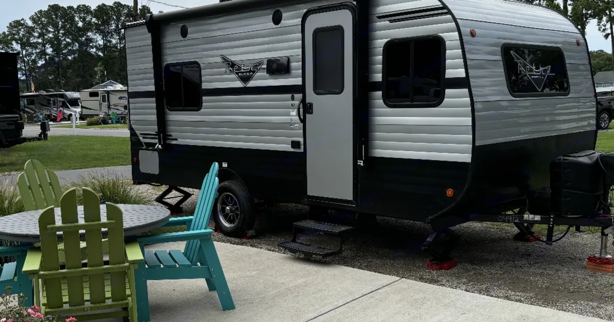 2022 Riverside RV Retro Travel trailer in Greenville, NC | Outdoorsy