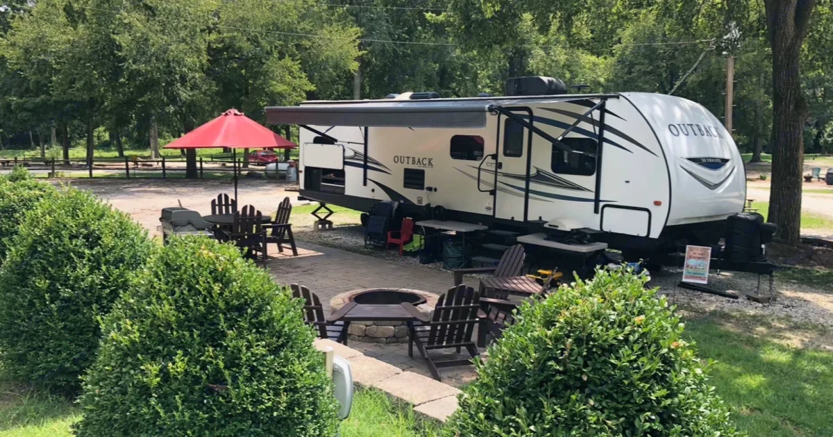 2018 Keystone RV Outback Ultra-Lite Travel trailer in Lancaster, OH ...