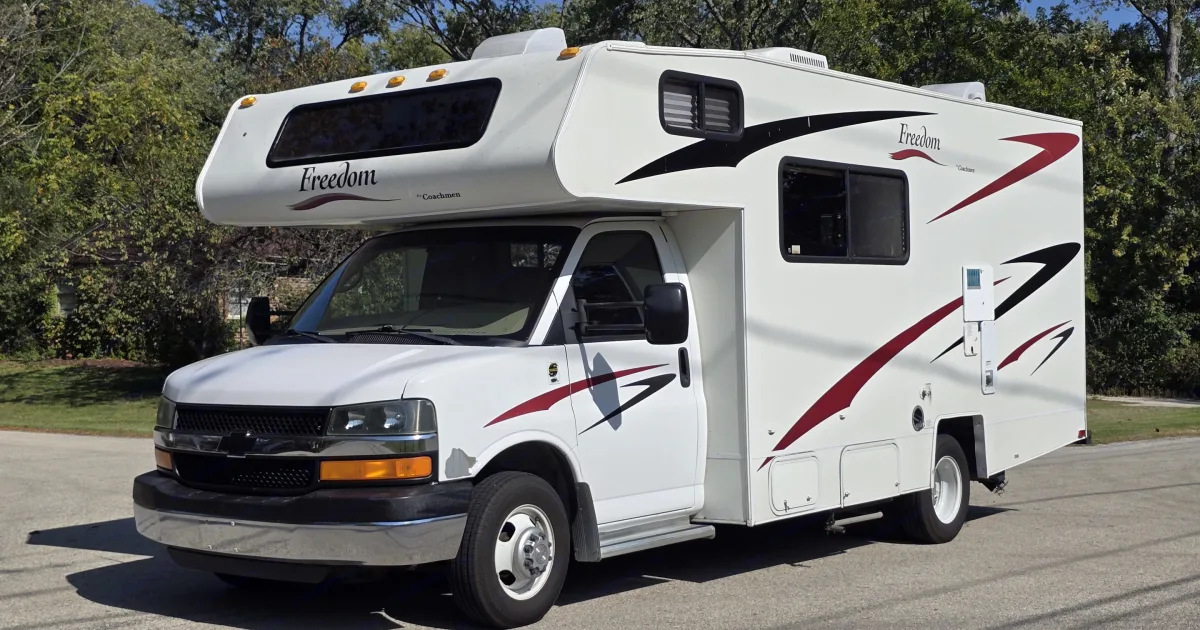 Coachmean Rv 2008 2008 Coachmen Freedom Express Class C in Prospect Heights, IL | Outdoorsy