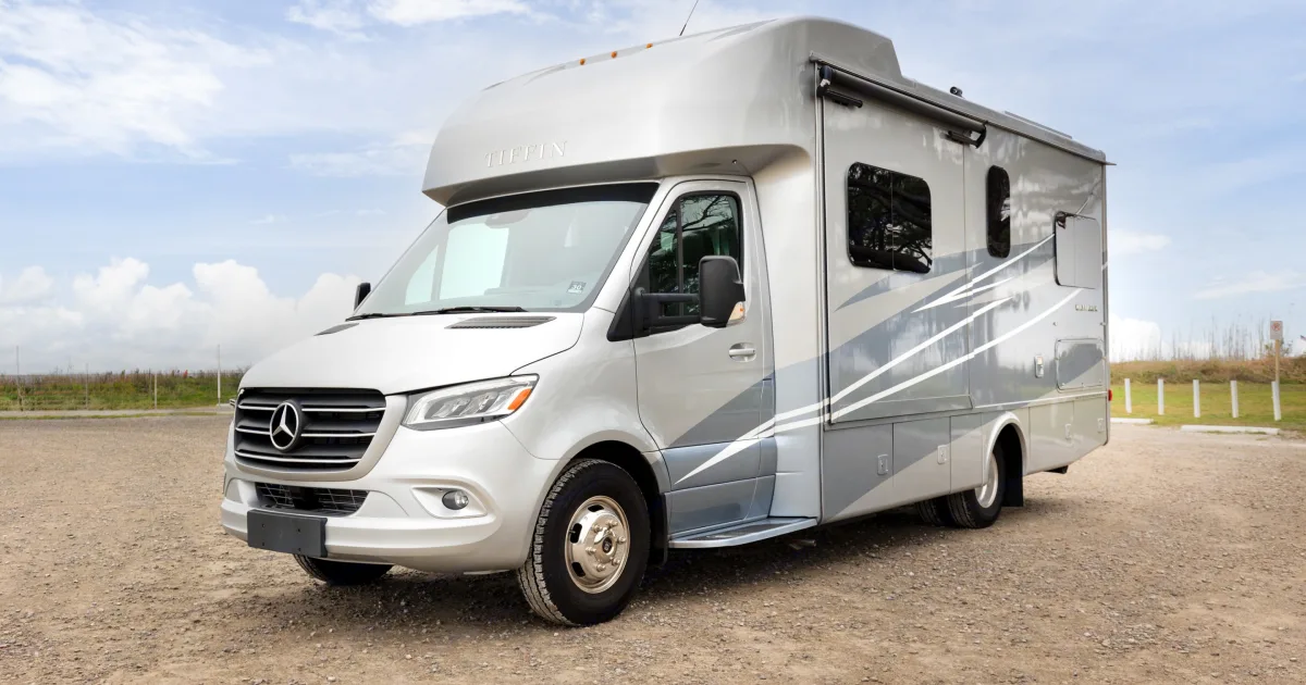 Class C Motor Homes For Rent