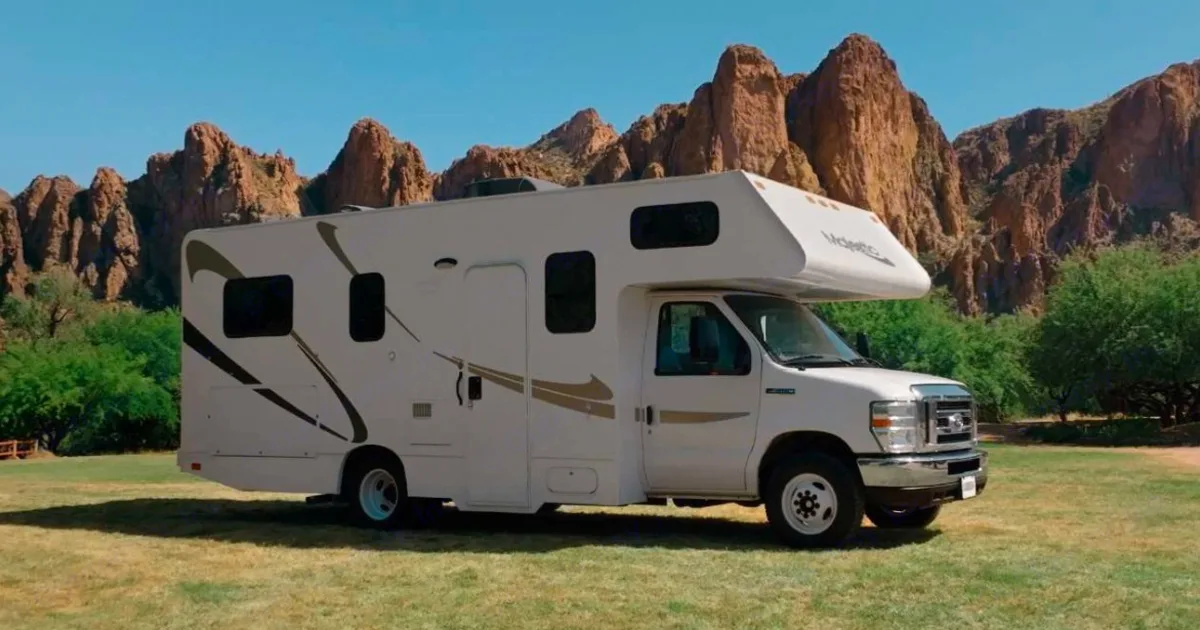 Photos | 2019 Thor Majestic Class C in Fayetteville, NC | Outdoorsy