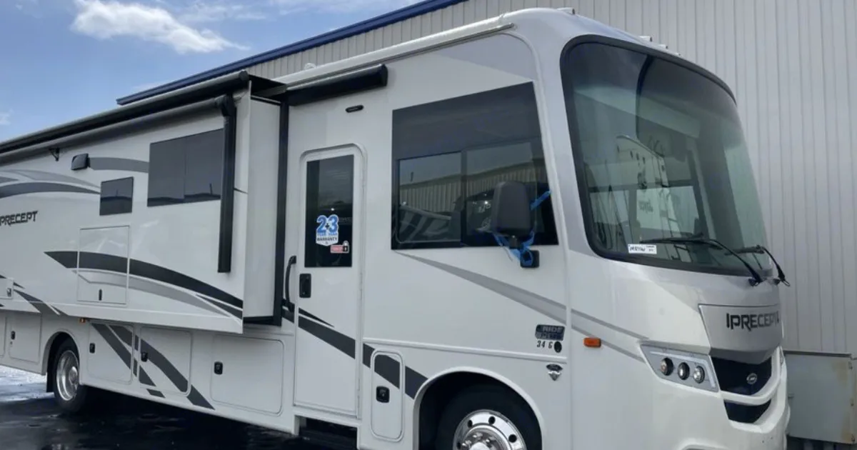 Precapt Auto 2024 Jayco Precept Class A in Visalia, CA | Outdoorsy