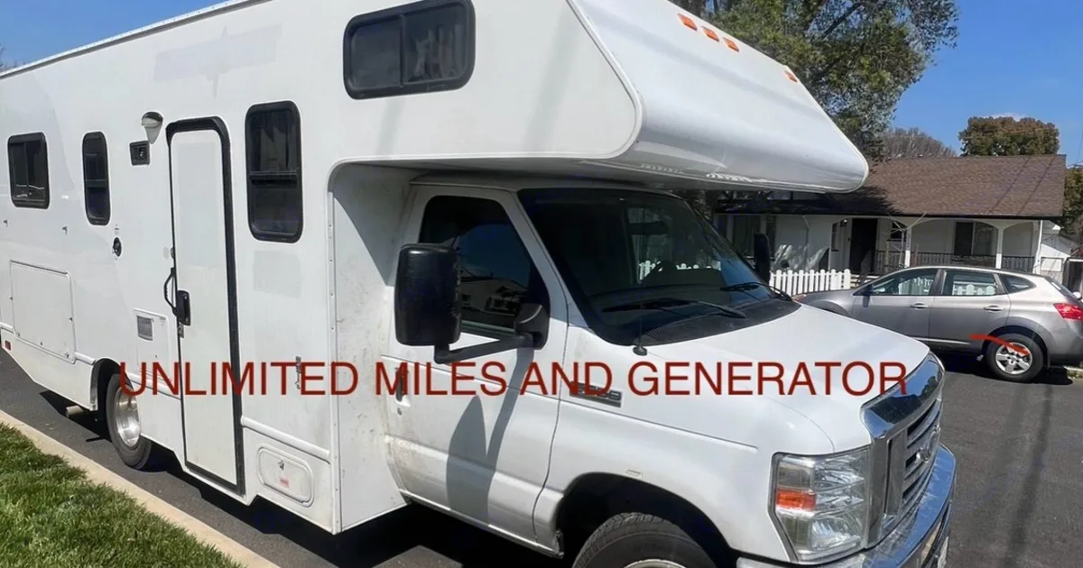 2019 Thor Majestic Class C in Burbank, CA | Outdoorsy