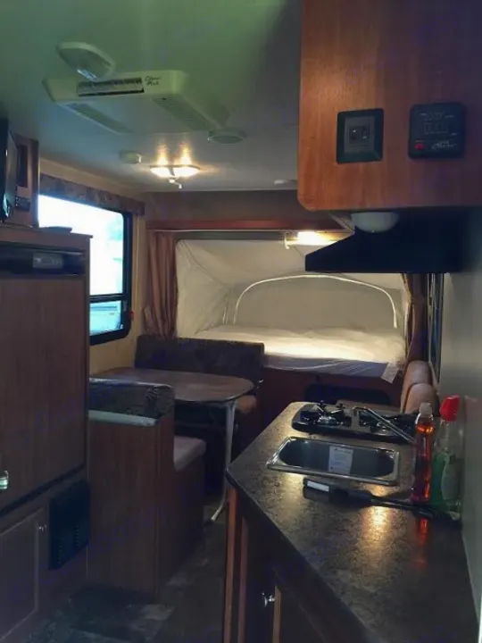 Jayco Jayfeather Ultra-Lite 16 XRB Camper #32 2014