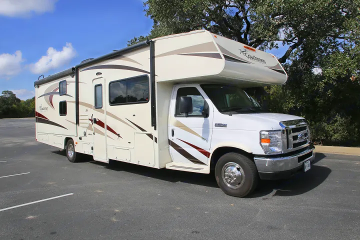 Coachmen Freelander 32BH 2017