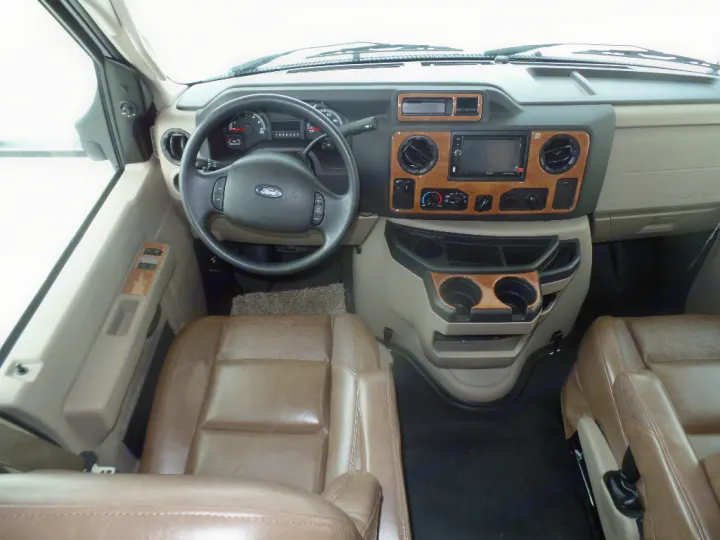 Cab. Jayco Greyhawk 2016