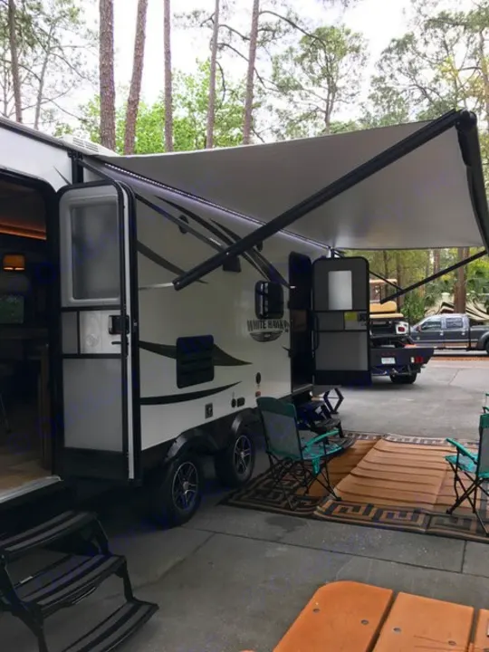 White Hawk Ultra Lite 28 DSBH 2016