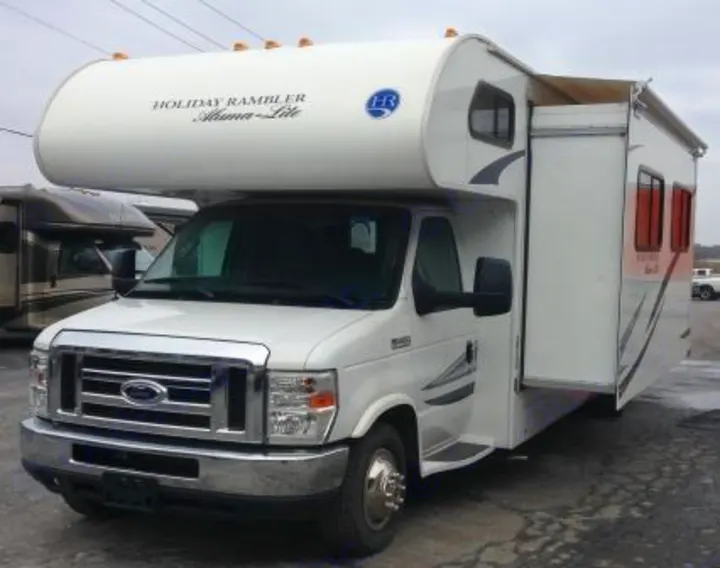 Front and side view. Holiday Rambler Aluma-Lite CG7058 2011
