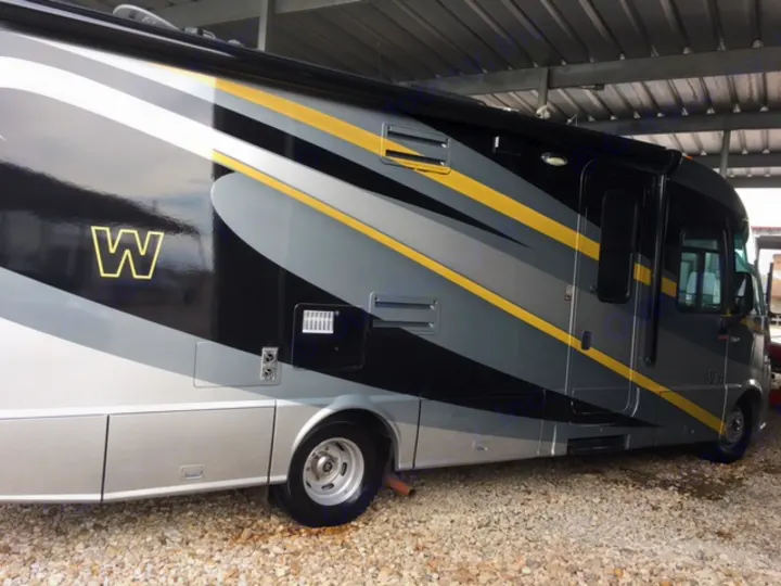 Winnebago Via 2010
