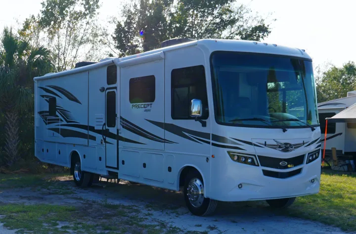 Exterior front. Jayco Precept 2017