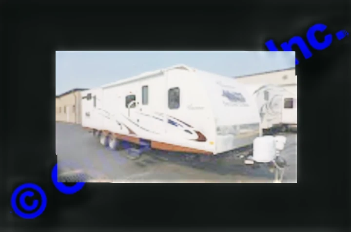 Coachmen Freedom Express 2012