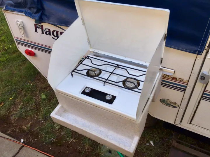 Outside Cooking. Flagstaff 176 ltd 2012