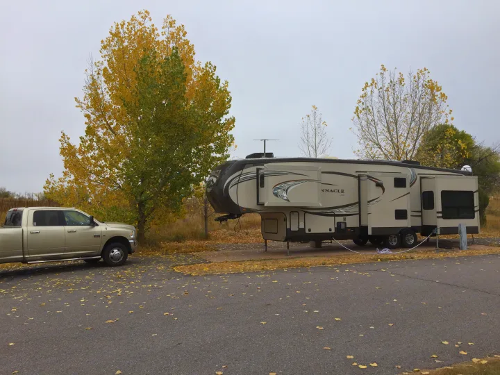 Exterior photo from a memorable camping trip at Colorado's Cherry Creek State Park in the heart of Denver. . Jayco Pinnacle 2014
