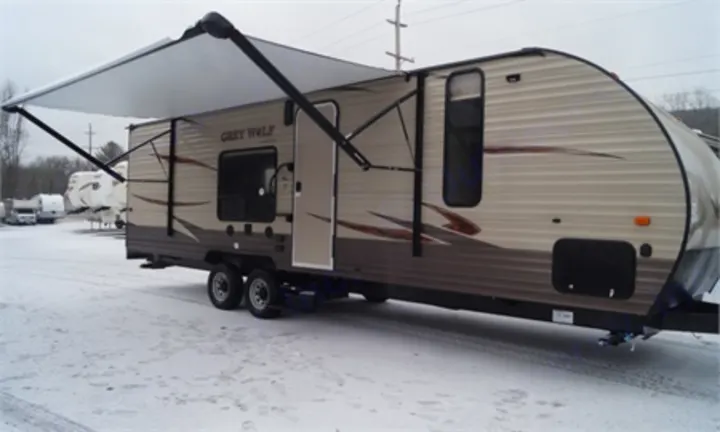 Forest River Cherokee Grey Wolf 2018