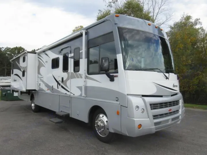 2010 Winnebago Sightseer . Winnebago Sightseer 2010