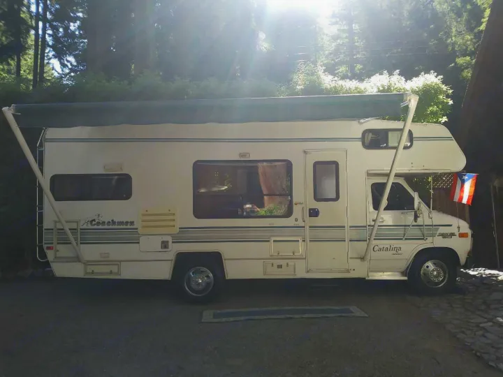 The Love Shack! . Coachmen Catalina 1995