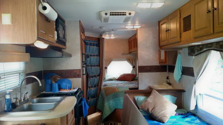 Comfortable interior with room to sleep a small group or family.. Forest River Wildcat 2008