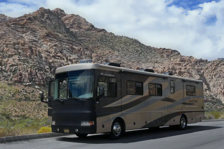 Fleetwood Expedition 38N 2005