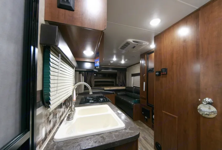 Jayco Jay Feather X213 2017