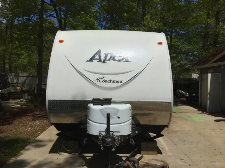 Coachmen Apex 2013