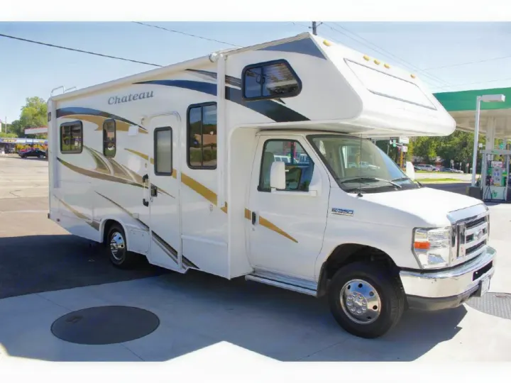 Outside. . Thor Motor Coach Chateau 2014
