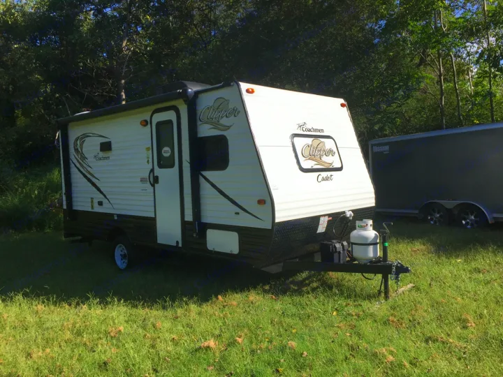 Easy to tow and manage!. Coachmen Clipper 2018