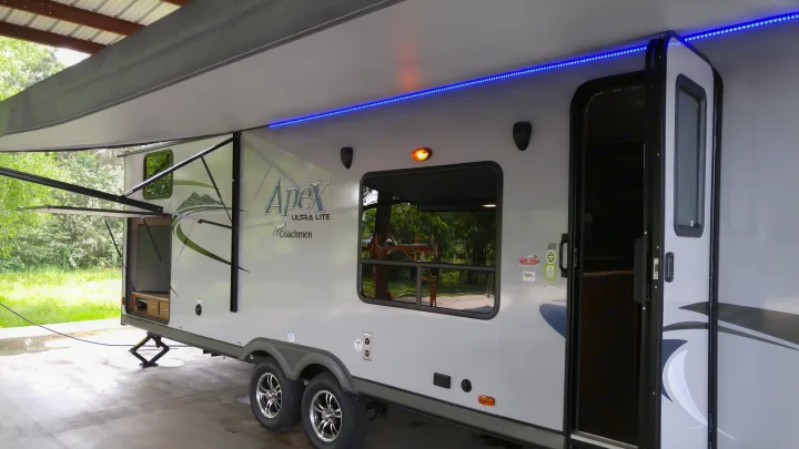 Exterior of camper. Large Canopy. Coachmen Apex 2017