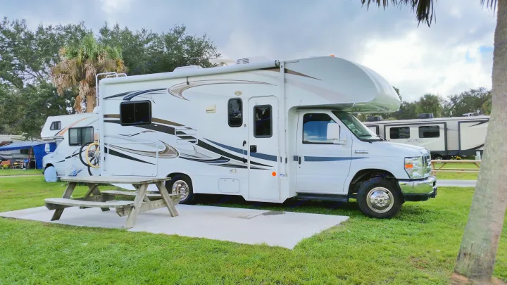 Thor Motor Coach Freedom Elite 2014